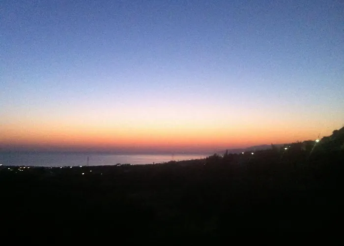 Artemis Luxury - Private Pool Oasis *