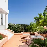 Artemis Luxury - Private Pool Oasis